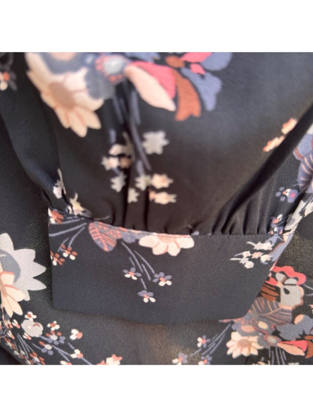 Loft Womens Floral Blouse Plus 20W Black Polyester Long-Sleeve Cut-Out Back New - Picture 14 of 16